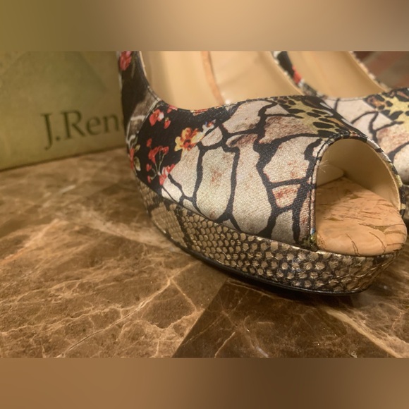 J.Reneé multi-colored heels Heels 4-1/8” heel sz 9m - Picture 6 of 13